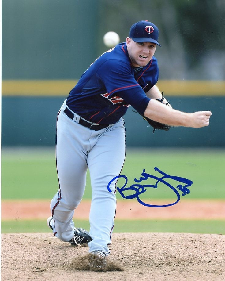 BRIAN  GILBERT    MINNESOTA  TWINS    SIGNED AUTOGRAPHED 8X10  PHOTO