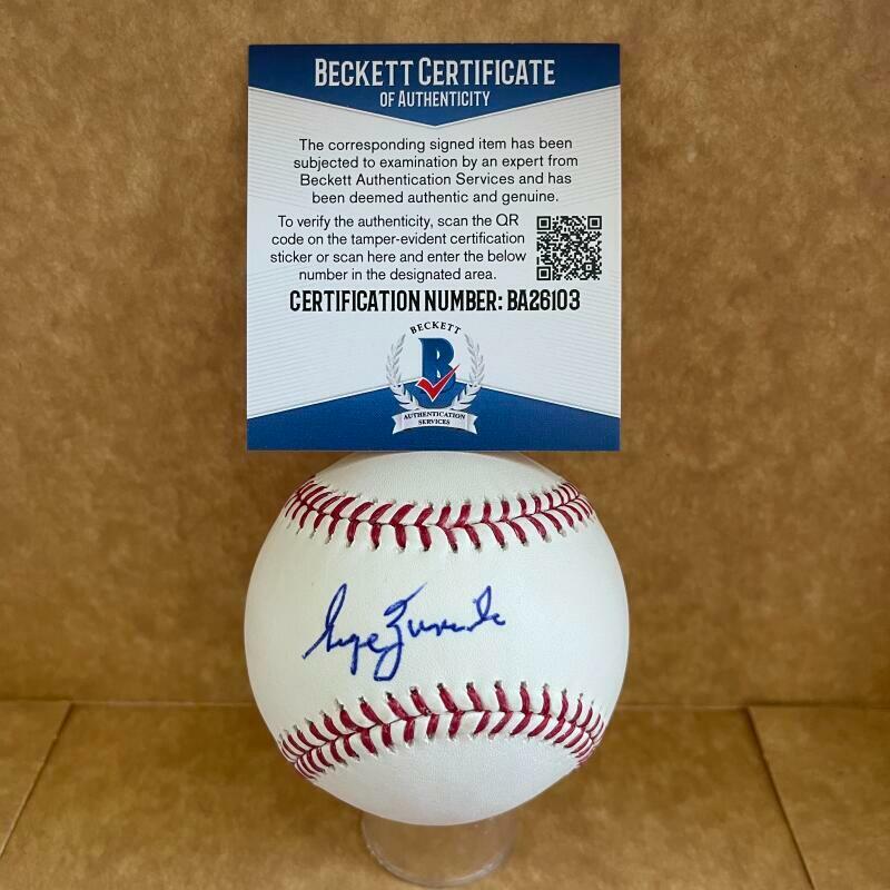 GEORGE ZUVERINK ORIOLES/REDS SIGNED AUTO M.L. BASEBALL BAS BA26103