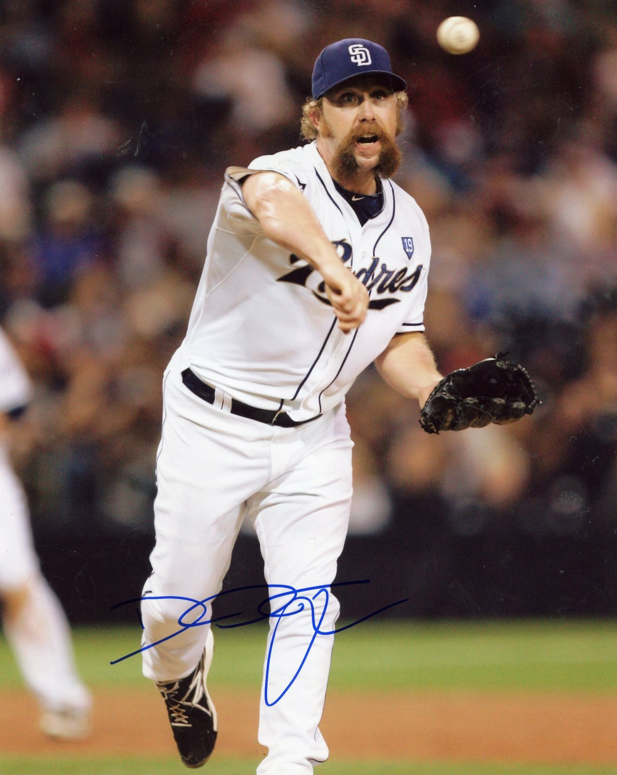 DALE  THAYER  SAN DIEGO  PADRES   THROWING   AUTOGRAPHED    SIGNED  8X10  PHOTO