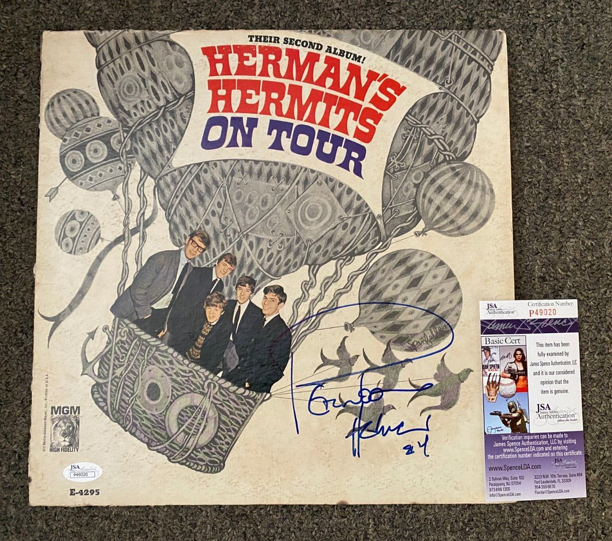 PETER NOONE HERMANS HERMITS ON TOUR SIGNED AUTOGRAPHED ALBUM COVER JSA