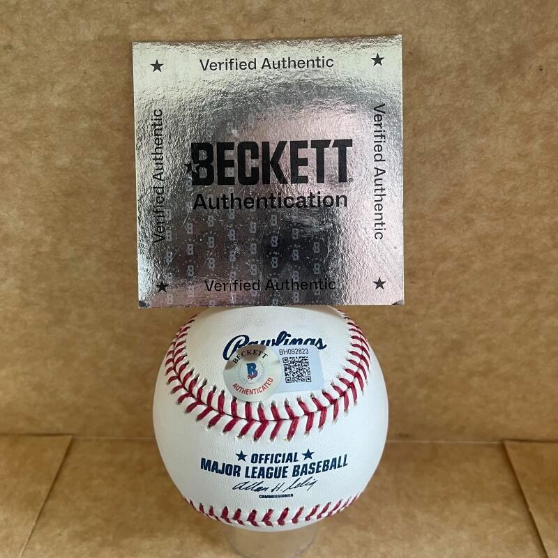 KEI IGAWA NEW YORK YANKEES SIGNED AUTO M.L. BASEBALL BECKETT AUTHENTICATION