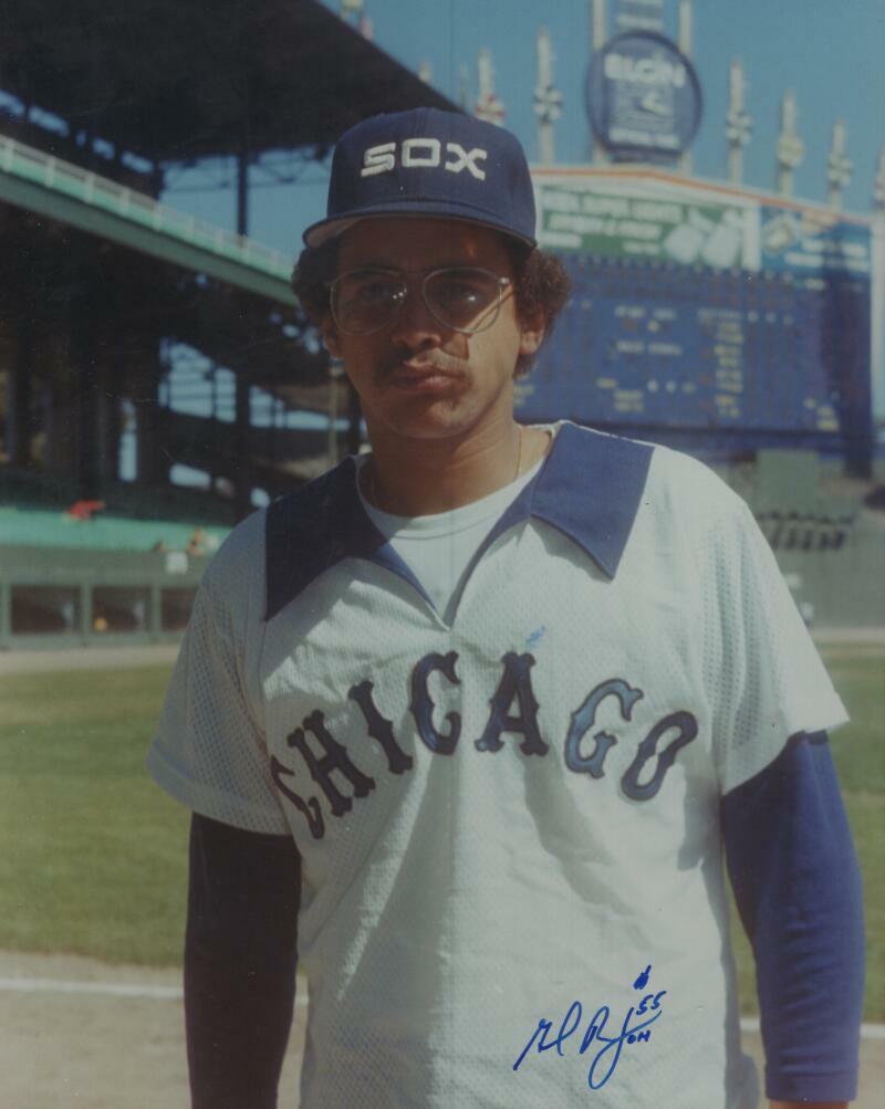 GIL RONDON CHICAGO WHITE SOX SIGNED AUTOGRAPHED 8X10 PHOTO W/ COA