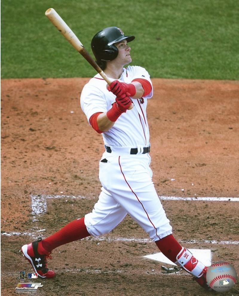 ANDREW BENINTENDI BOSTON RED SOX  UNSIGNED 8X10 PHOTO