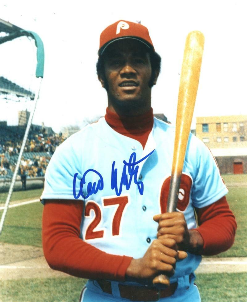 WILLIE MONTANEZ PHILADELPHIA PHILLIES  SIGNED AUTOGRAPHED 8X10 PHOTO W/ COA