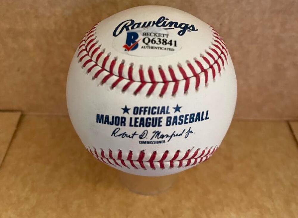 RONALD TORREYES YANKEES/TWINS SIGNED AUTO M.L. BASEBALL BECKETT AUTH