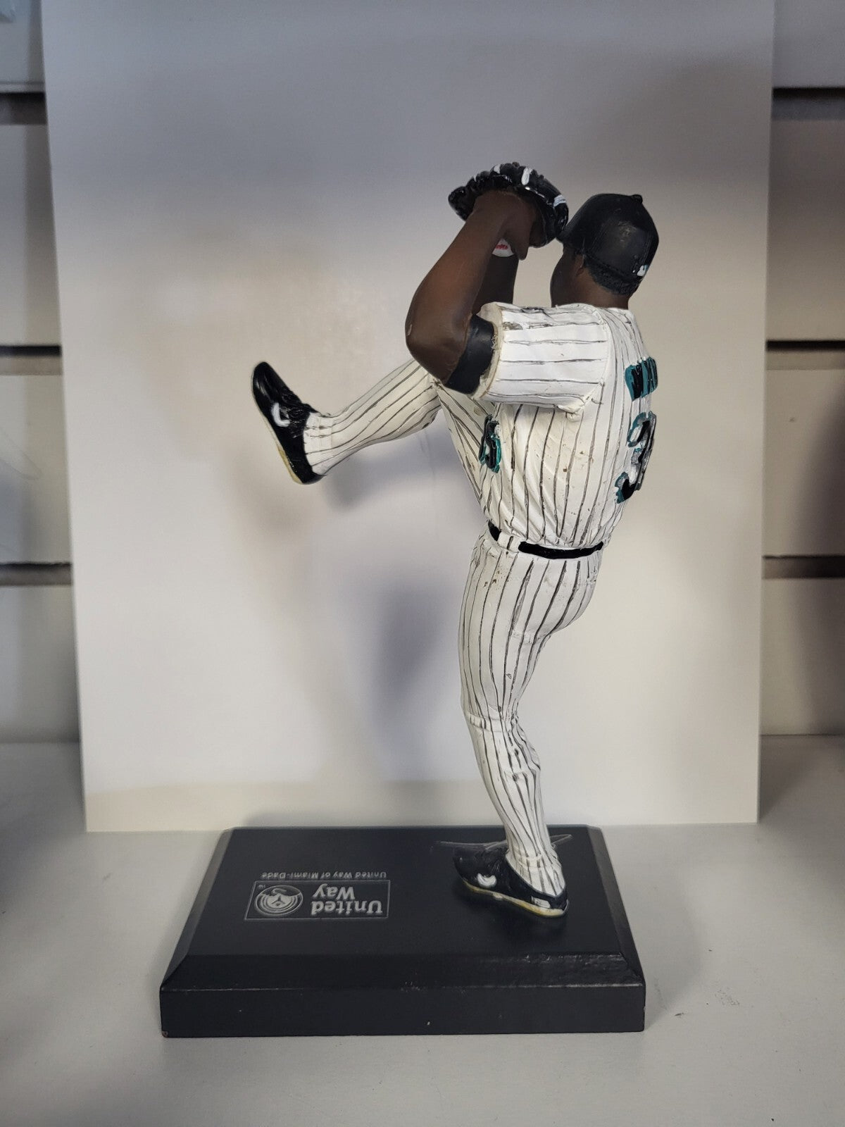 DONTRELLE WILLIS FL MARLINS COLLECTIBLE STATUE MATCH-UP RARE L@@K