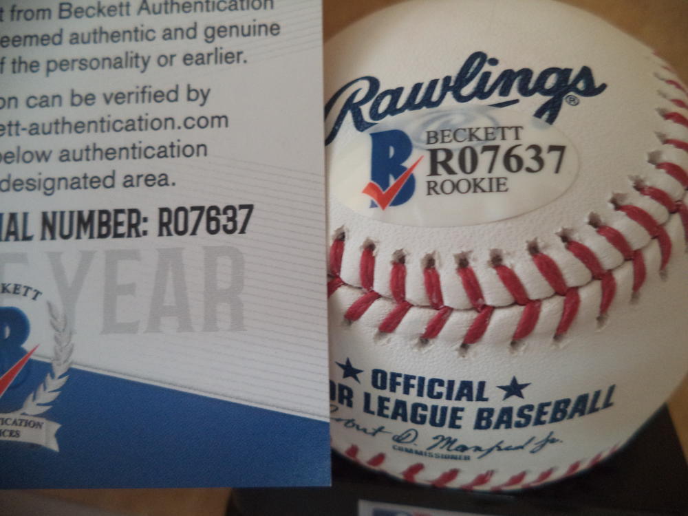 WANDER JAVIER MINNESOTA TWINS ROOKIE YEAR SIGNED M.L. BASEBALL BECKETT R07637