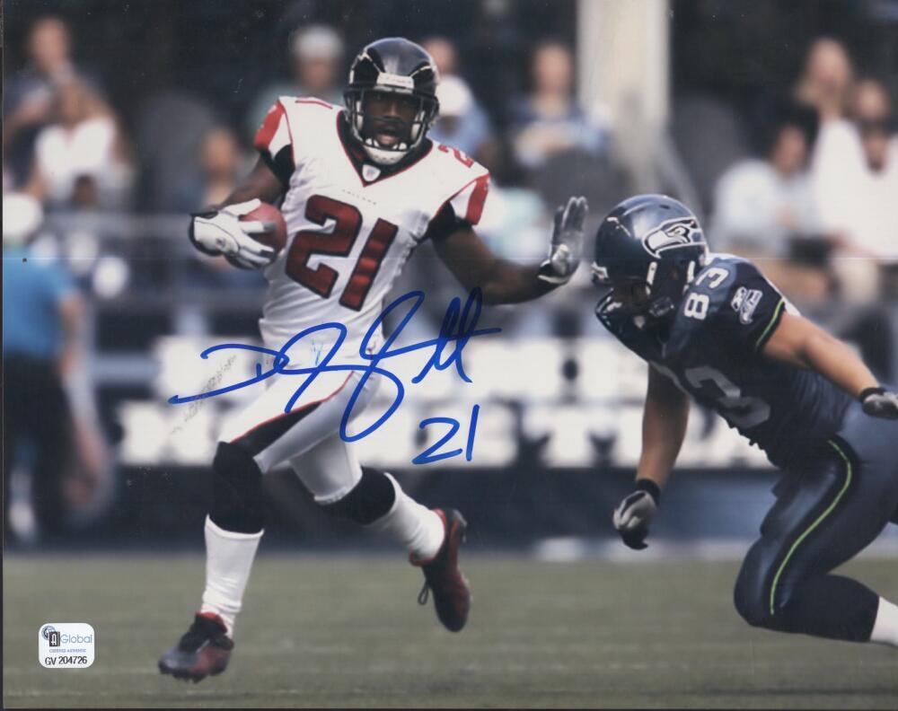 DEANGELO HALL FALCONS GLOBAL  SIGNED AUTOGRAPHED 8X10 PHOTO W/ COA