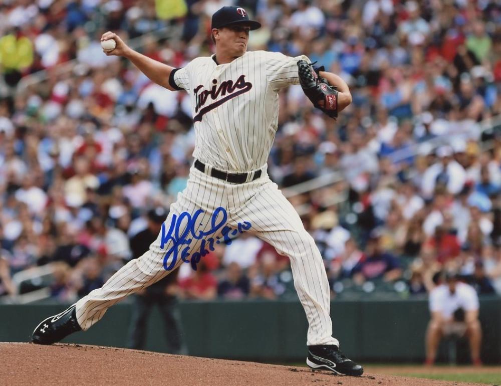 KYLE GIBSON ACTION MINNESOTA TWINS SIGNED 8X10 W/COA 