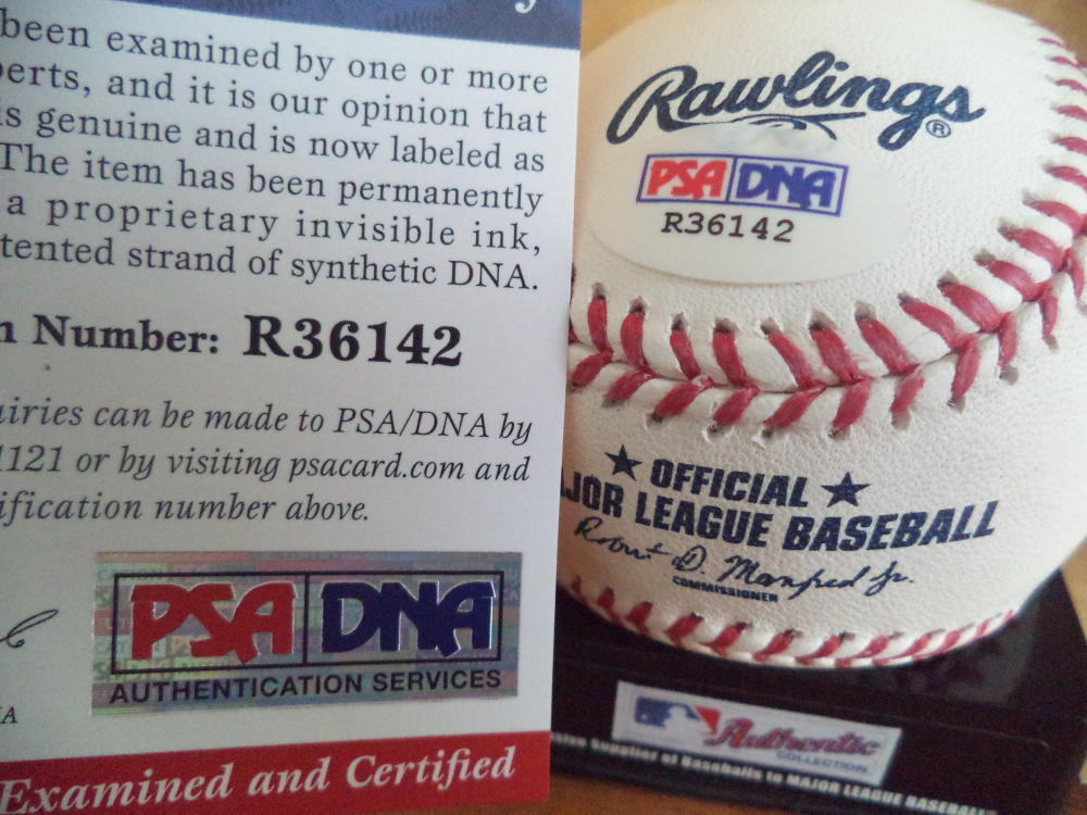 ALEX REYES ST. LOUIS CARDINALS ROOKIE GRAPH SIGNED M.L. BASEBALL PSA/DNA R36142