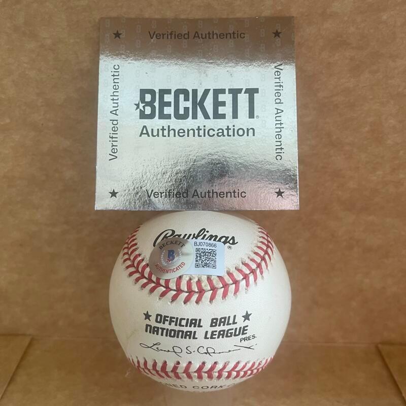 FRANK ROBINSON DODGERS/REDS SIGNED AUTO N.L. BASEBALL  BECKETT AUTH