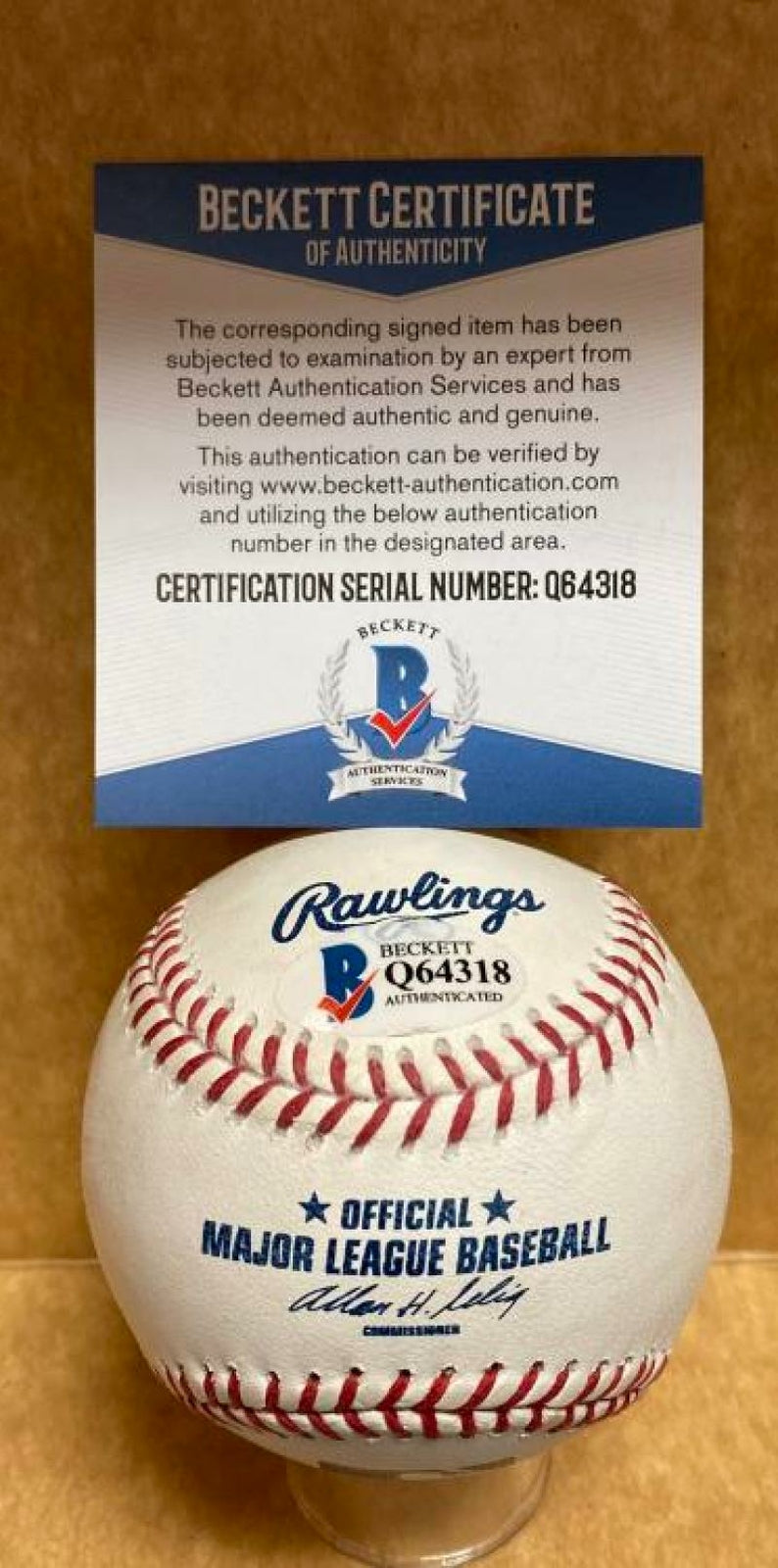 CARLOS LEEWHITE SOX/BREWERS SIGNED AUTOGRAPHED M.L. BASEBALL BECKETT Q64318