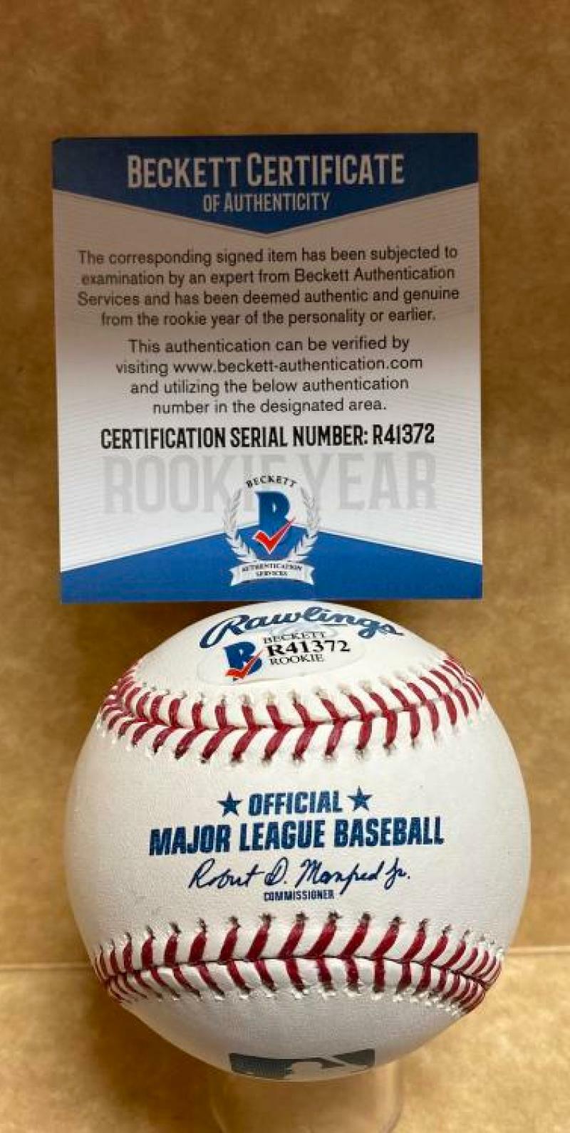 RODOLFO DURAN PHILADELPHIA PHILLIES ROOKIE YEAR SIGNED M.L. BASEBALL R41372