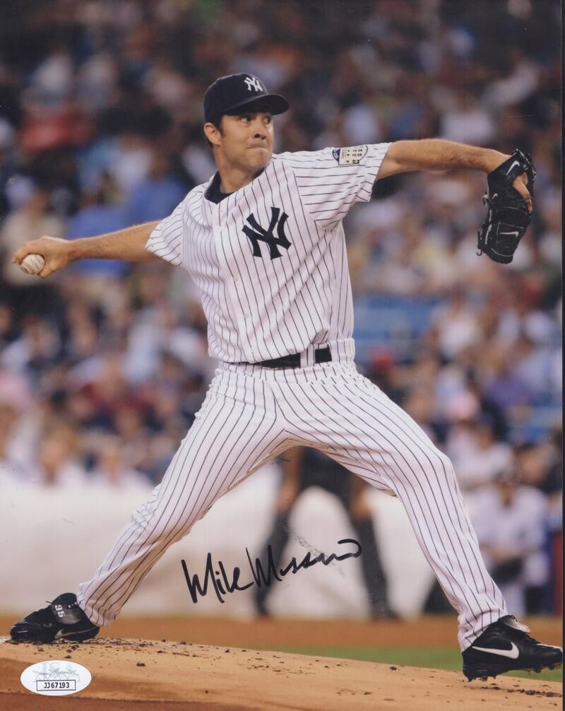 MIKE MUSSINA NY YANKEES SIGNED AUTOGRAPHED 8X10 PHOTO JSA JJ67193