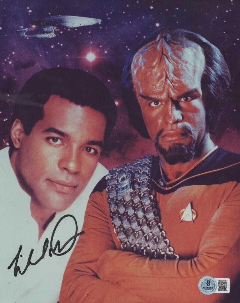 MICHAEL DORN STAR TREK  SIGNED AUTOGRAPHED 8X10 PHOTO BECKETT AUTH