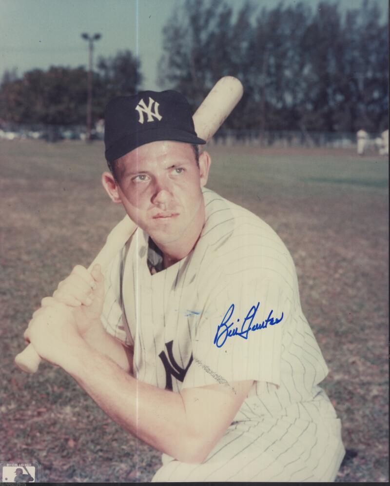 BILL HUNTER YANKEES  SIGNED AUTOGRAPHED 8X10 PHOTO W/ COA