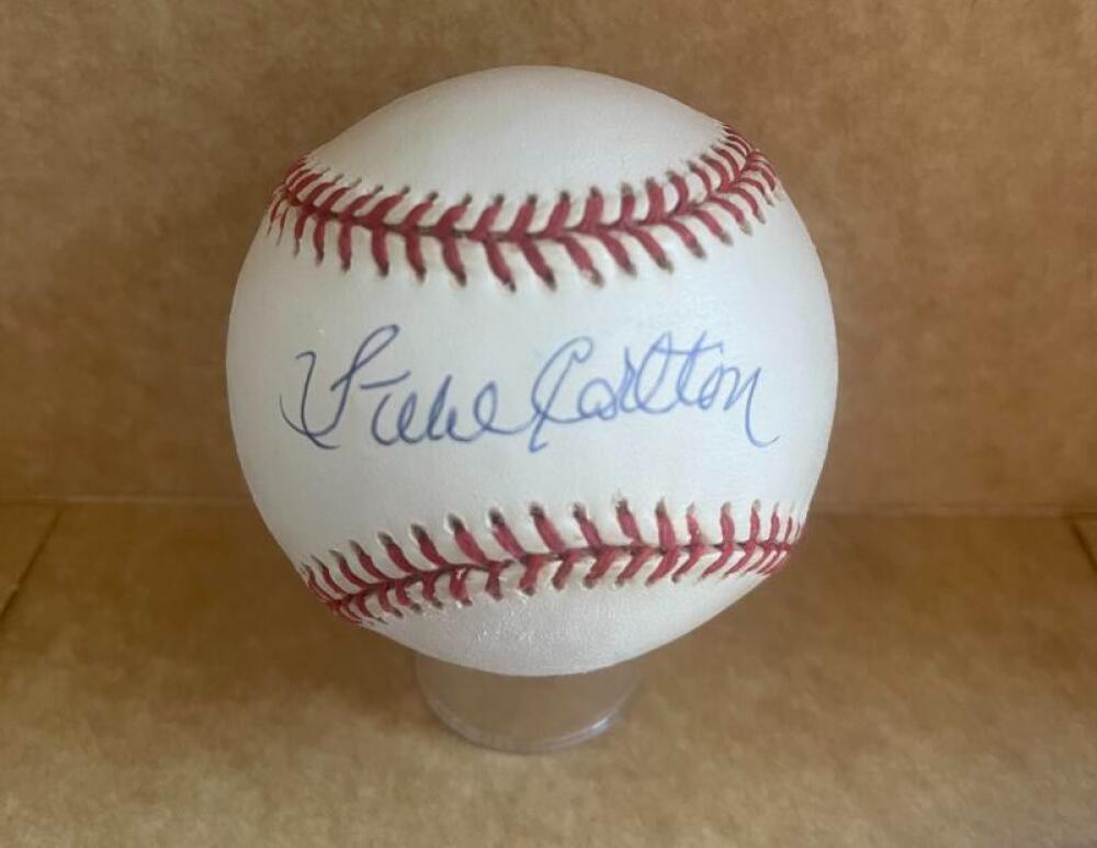 STEVE CARLTON PHILLIES/CARDINALS SIGNED VINTAGE N.L. BASEBALL BECKETT AUTH