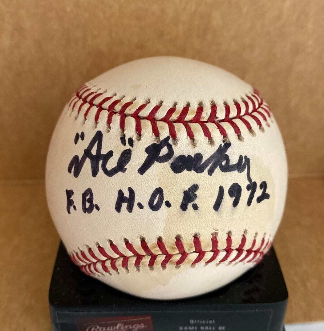 ACE PARKER F.B. HOF 1972 SIGNED AUTOGRAPHED M.L BASEBALL BAS BECKETT