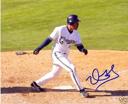 HERNAN IRIBARREN MILWAUKEE BREWERS SIGNED 8X10 PHOTO