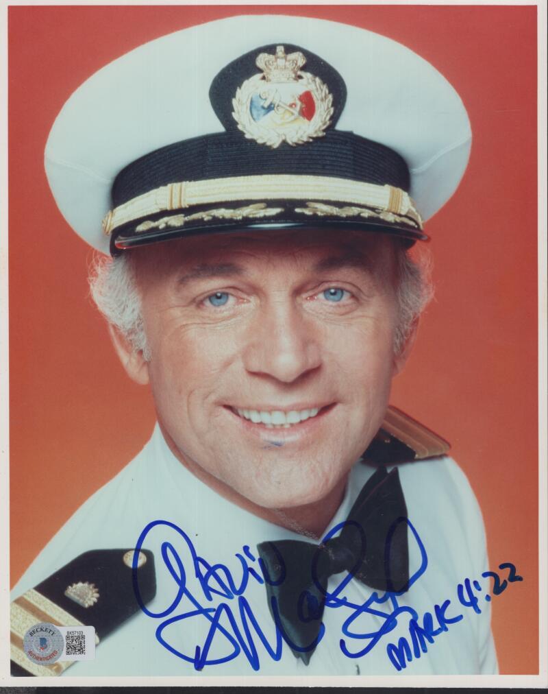 GAVIN MACLEOD LOVE BOAT SIGNED AUTOGRAPHED 8X10 PHOTO BECKETT BK57103