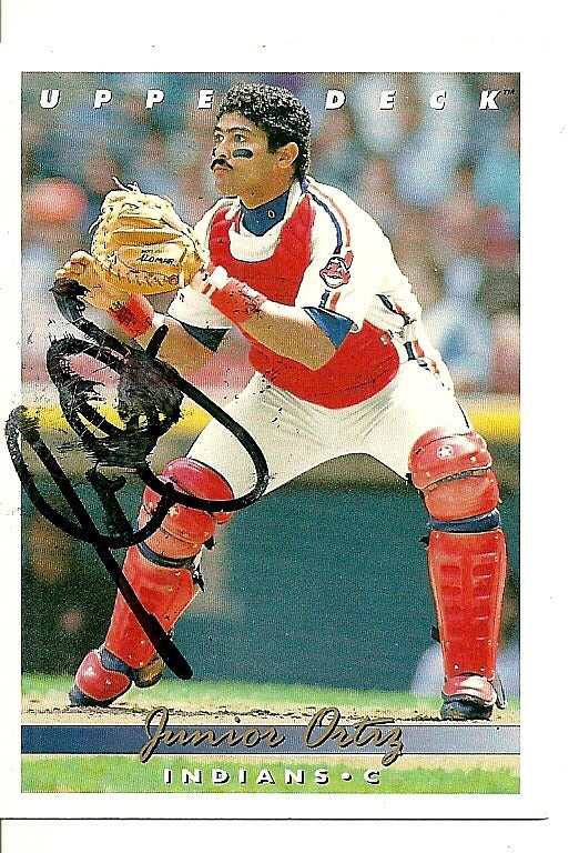 JUNIOR ORTIZ CLEVELAND INDIANS SIGNED AUTO 1993 UPPER DECK CARD #603 W/COA