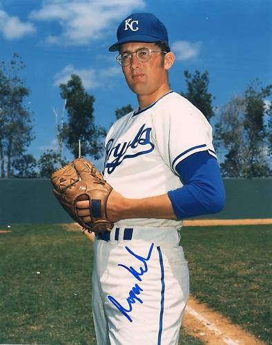 ROGER  NELSON  KANSAS CITY ROYALS   SIGNED 8X10