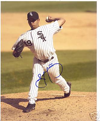 ARNIE MUNOZ CHICAGO WHITE SOX SIGNED 8X10 PHOTO W/COA