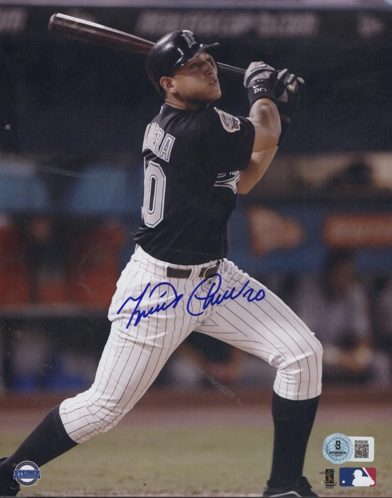 MIGUEL CABRERA MIAMI MARLINS SIGNED AUTOGRAPHED 8X10 PHOTO BECKETT AUTH