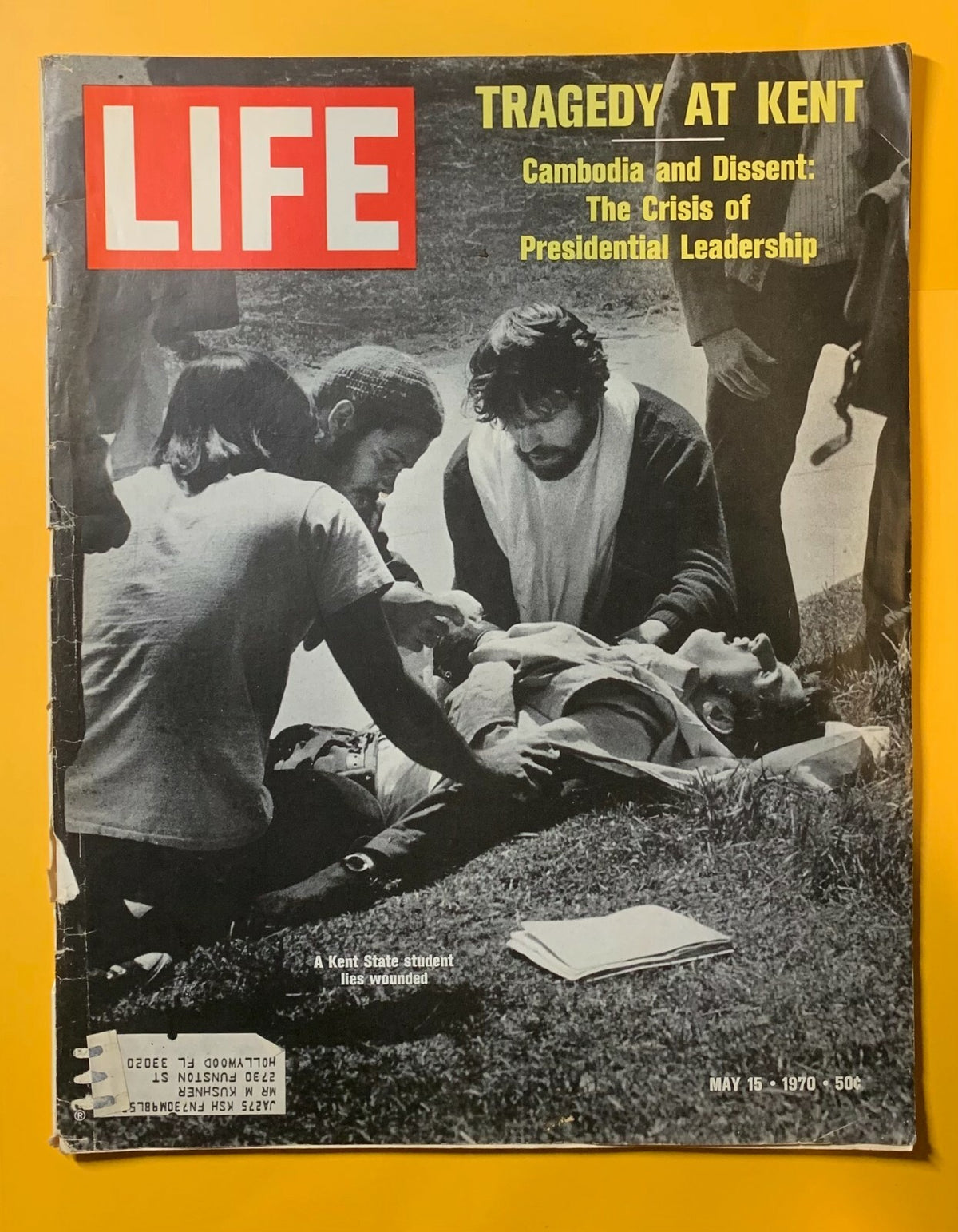 MAY 15, 1970 LIFE MAGAZINE TRAGEDY AT KENT 
