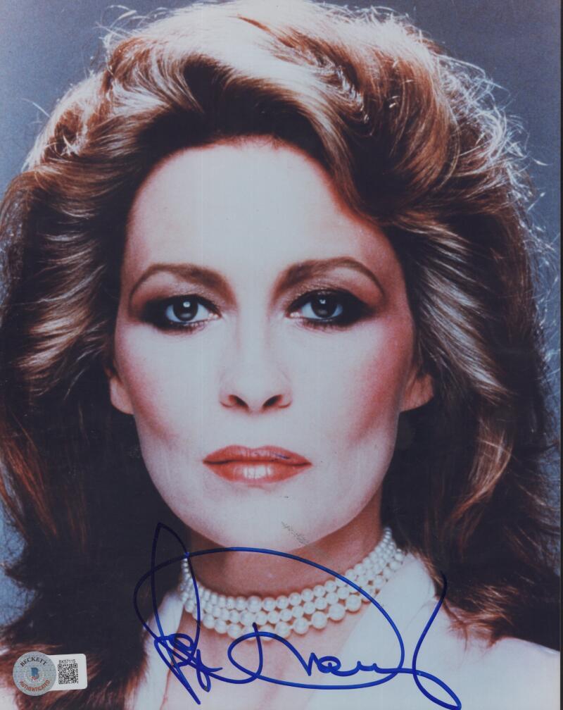 FAYE DUNAWAY ACTRESS SIGNED AUTOGRAPHED 8X10 PHOTO BECKETT BK57115