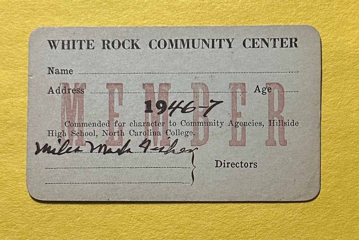 1946-47 VINTAGE WHITE ROCK COMMUNITY CENTER IDENTIFICATION CARD