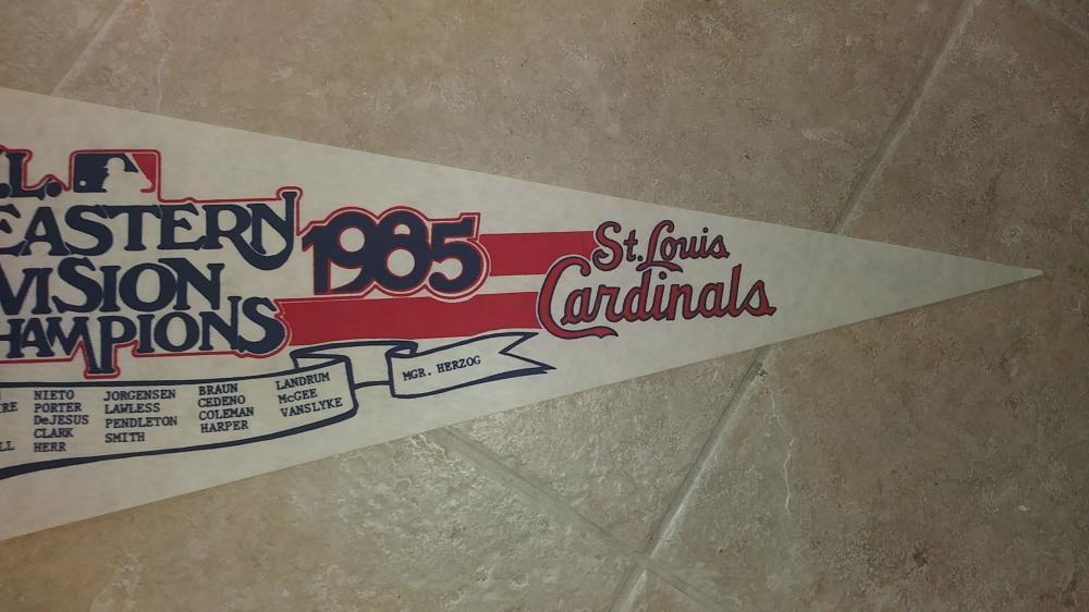 1985 ST. LOUIS CARDINALS NLCS FULL SIZE PENNANT 
