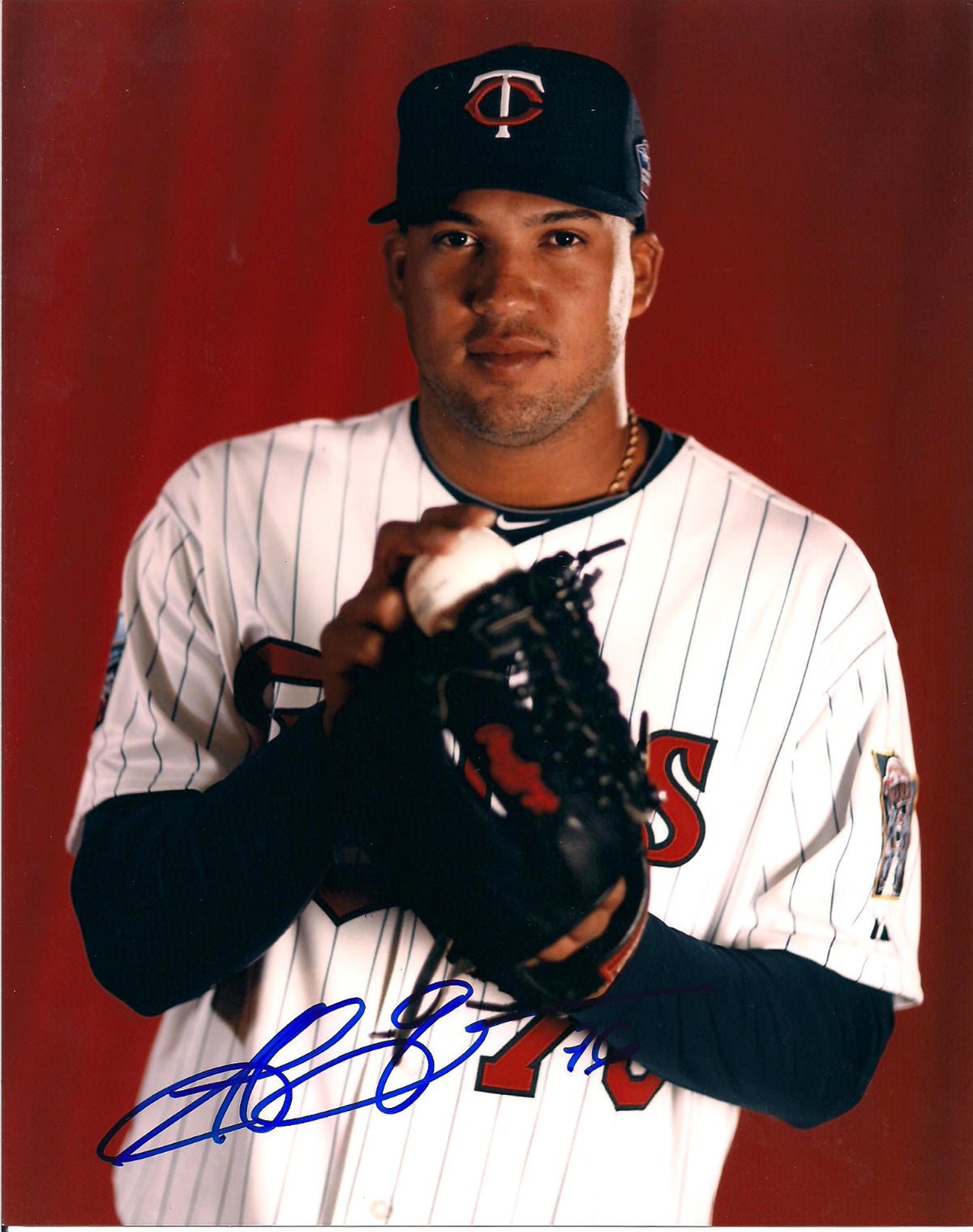 DEOLIS GUERRA MINNESOTA TWINS AUTOGRAPHED SIGNED 8X10 PHOTO W/COA