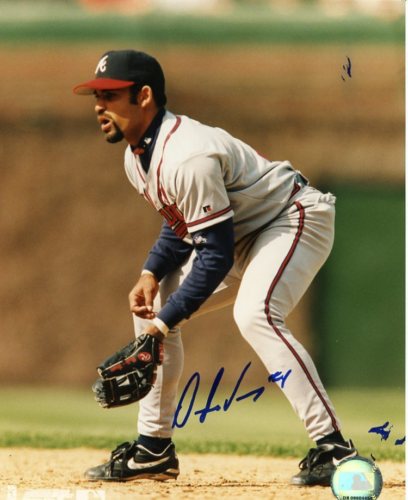 QUILVIO VERAS ATLANTA BRAVES SIGNED 8X10 PHOTO W/COA