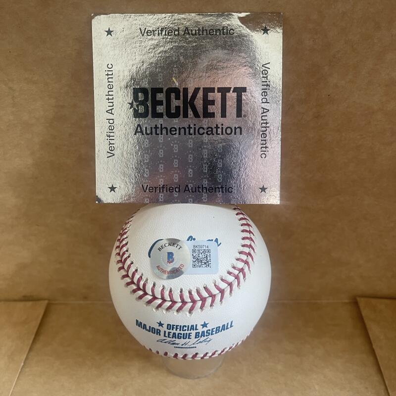 MARVIN MILLER FORMER COMMISSIONER SIGNED AUTO M.L. BASEBALL BECKETT AUTH