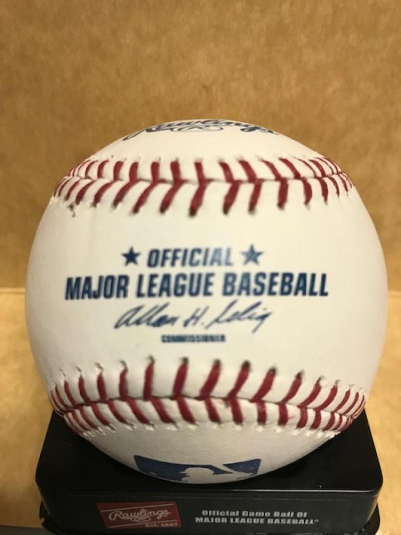 ADAM LAROCHE WHITE SOX/BRAVES SIGNED M.L. BASEBALL W/COA