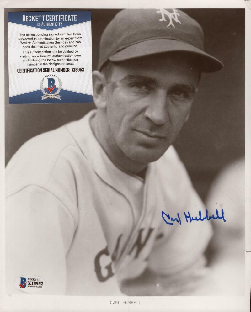 CARL HUBBELL NEW YORK GIANTS RIPPED SIGNED 8X10 PHOTO BECKETT X18952