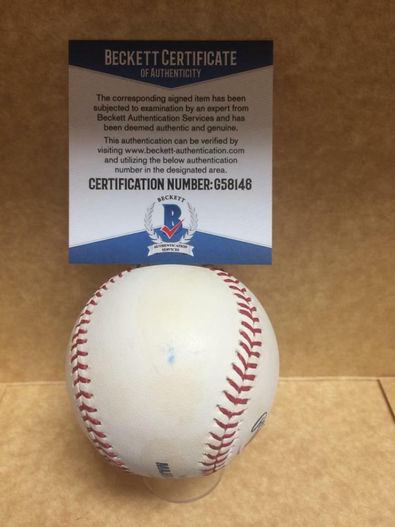 JOE TORRE NEW YORK YANKEES SIGNED AUTOGRAPHED M.L. BASEBALL BECKETT G58146