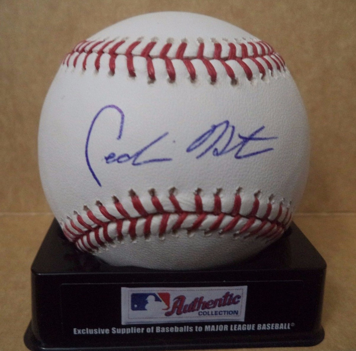 CEDRIC HUNTER PHILLIES/PADRES SIGNED AUTOGRAPHED ROMLB ML BASEBALL W/COA