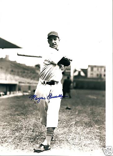 WAYNE  TERWILLIGER  CHICAGO CUBS     SIGNED 8X10