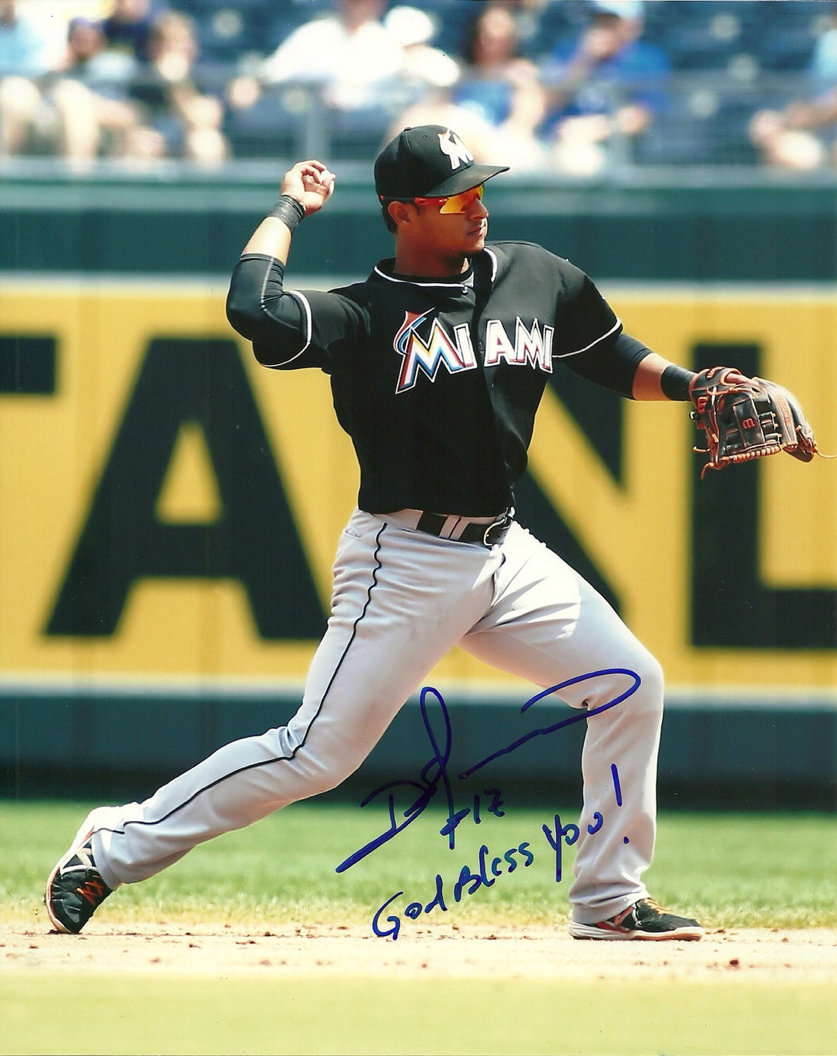 DONOVAN SOLANO MIAMI MARLINS SIGNED AUTOGRAPHED 8x10 PHOTO W/COA