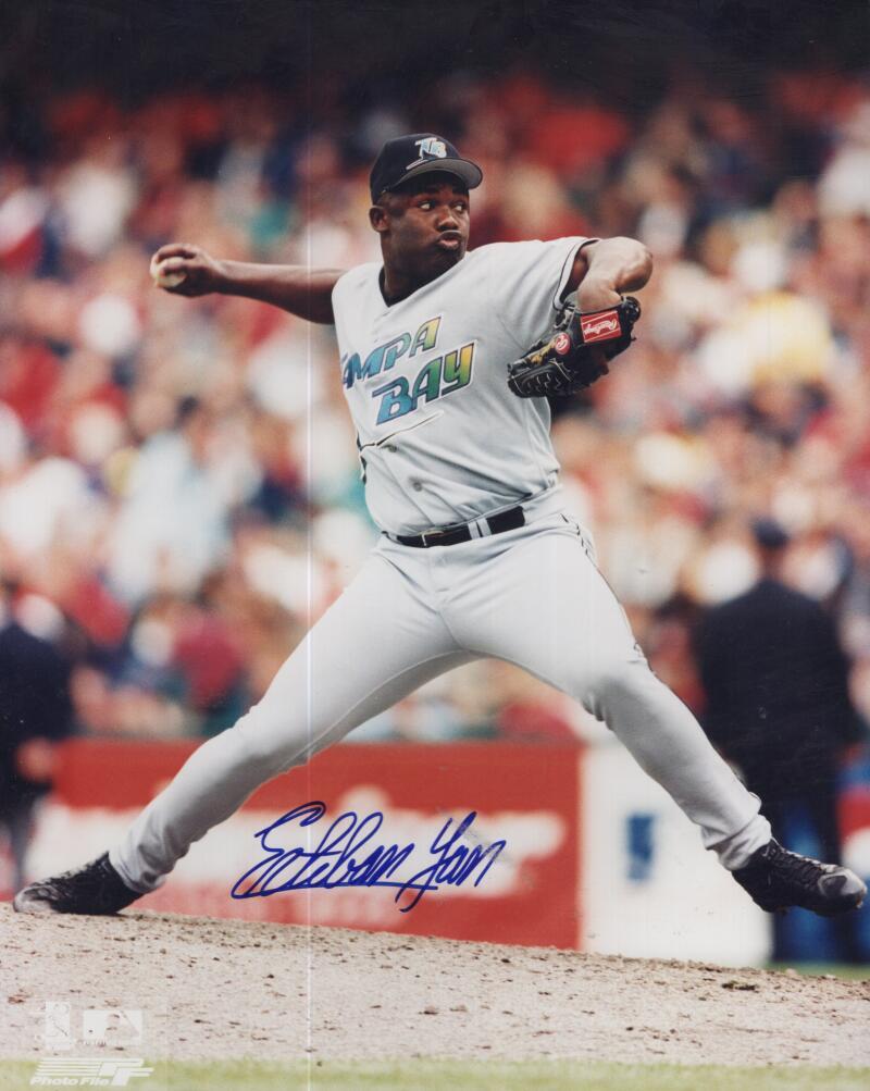 ESTEBAN YAN RAYS SIGNED AUTOGRAPHED 8X10 PHOTO W/ COA