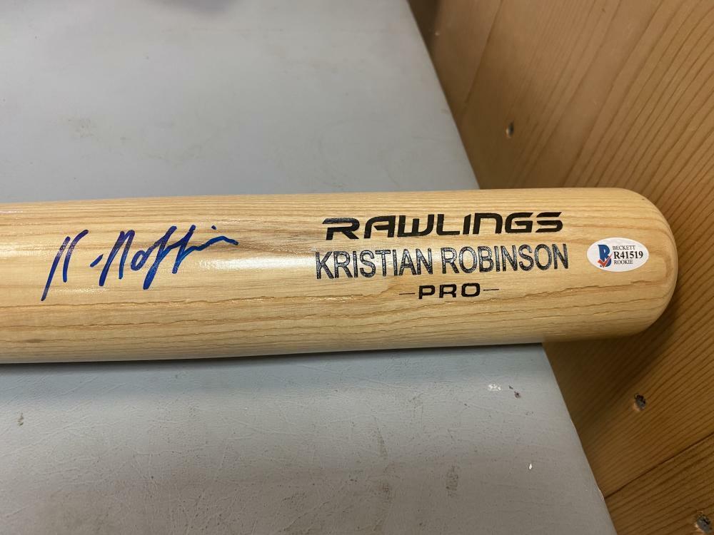 KRISTIAN ROBINSON AIZONA DIAMONDBACKS SIGNED ENGRAVED RAWLINGS BAT R41519