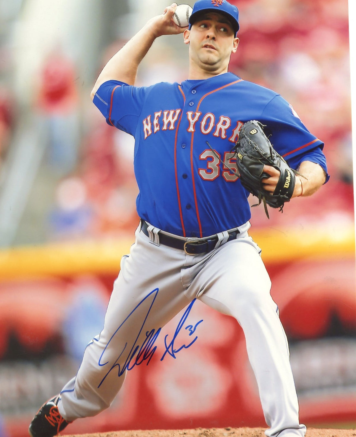 DILLON  GEE      NEW YORK  METS    ACTION   AUTOGRAPHED    SIGNED  8X10  PHOTO