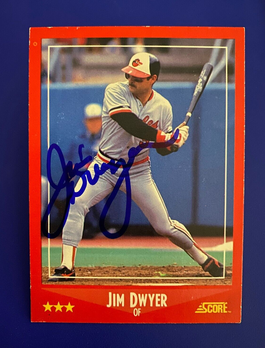 1988 SCORE JIM DWYER BALTIMORE ORIOLES SIGNED AUTOGRAPHED CARD #229 W/COA