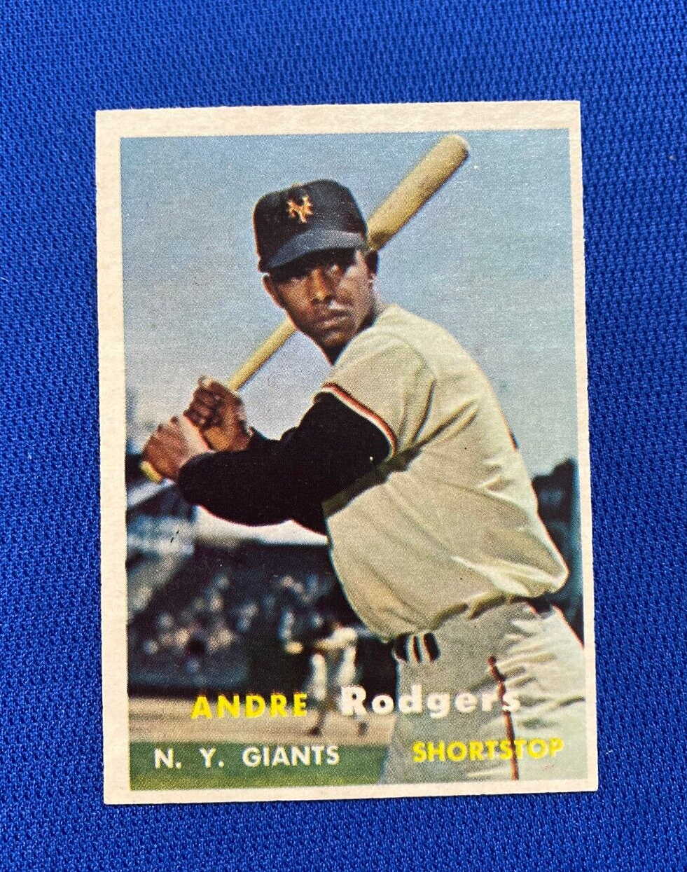 1957 TOPPS ANDRE RODGERS NEW YORK GIANTS #377 CARD VINTAGE SET-BREAK