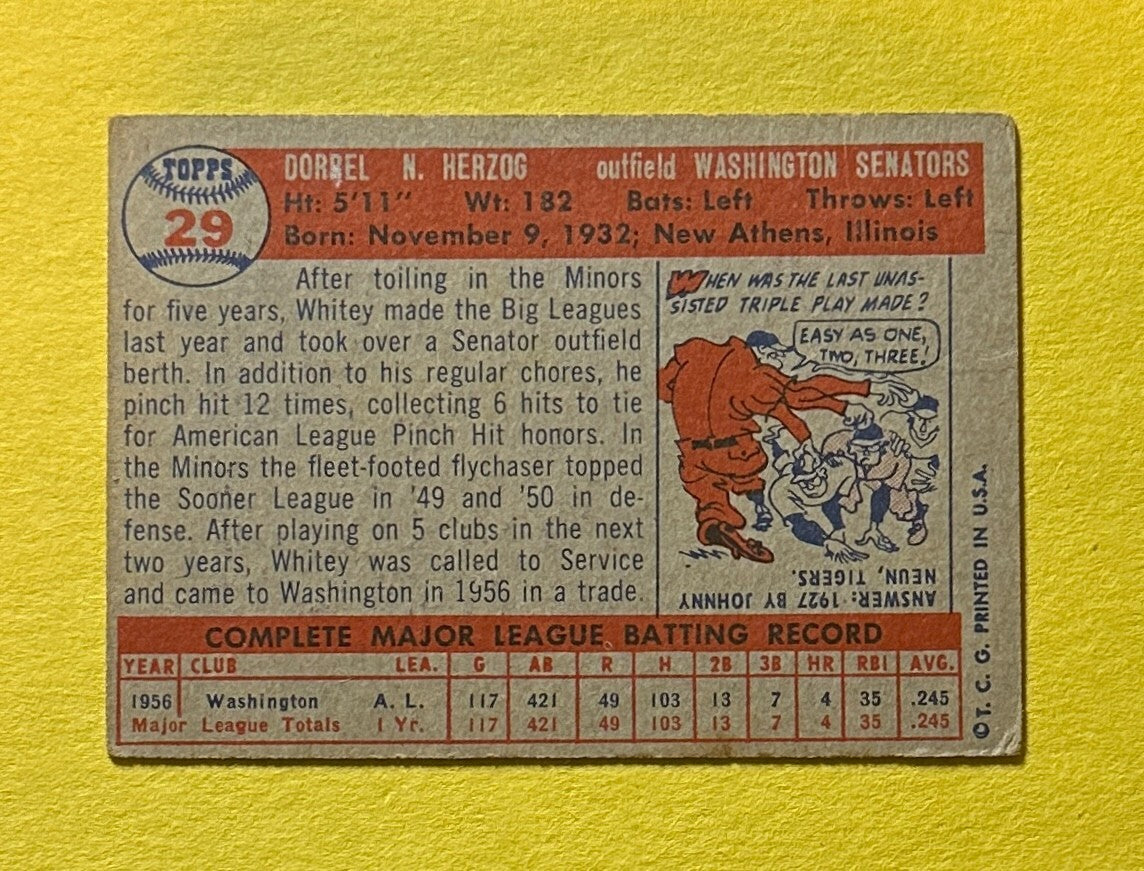 1957 TOPPS WHITEY HERZOG #29 SENATORS