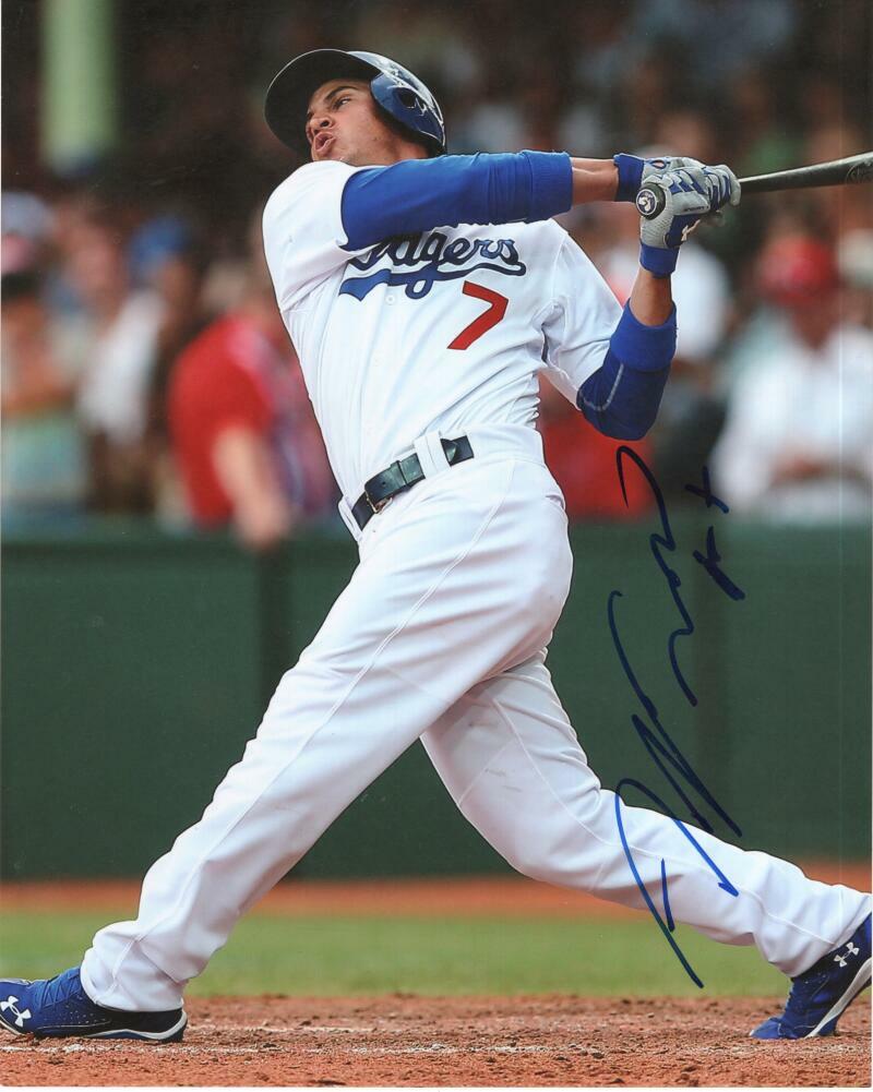 ALEX GUERRERO LOS ANGELES DODGERS SIGNED AUTOGRAPHED 8X10  PHOTO W/ COA