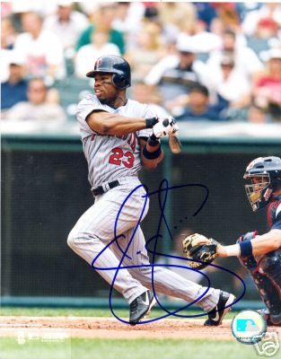 SHANNON  STEWART   MINNESOTA  TWINS  SIGNED 8X10