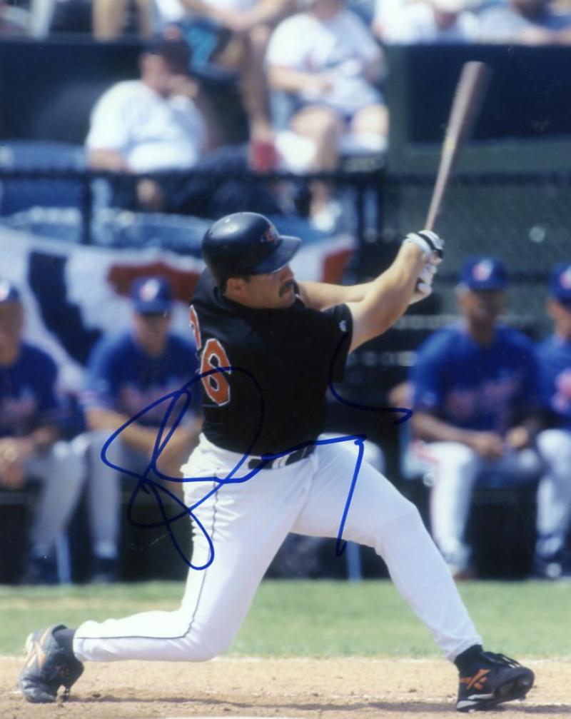 PETE INCVIGLIA BALTIMORE ORIOLES SIGNED AUTOGRAPHED ACTION 8X10 PHOTO W/COA
